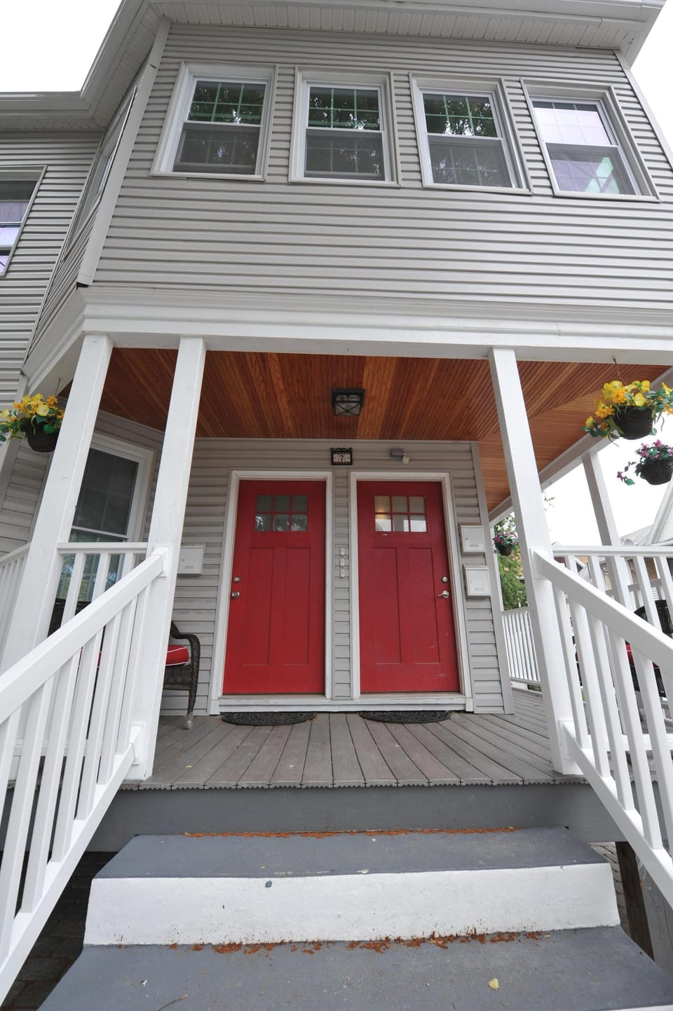 Front Door (this apartment is the door on the right)
