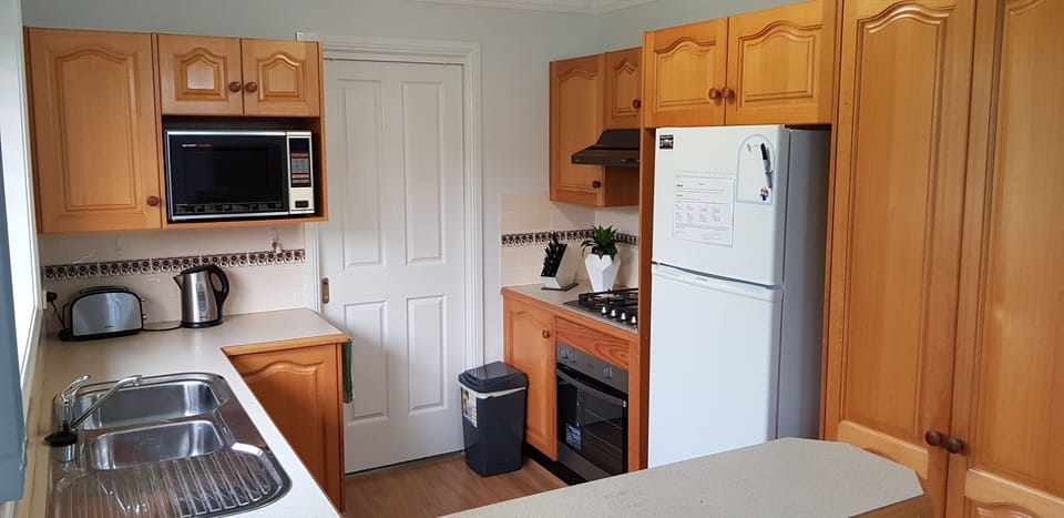 Fully Equipped Kitchen (Everything for cooking family meals)