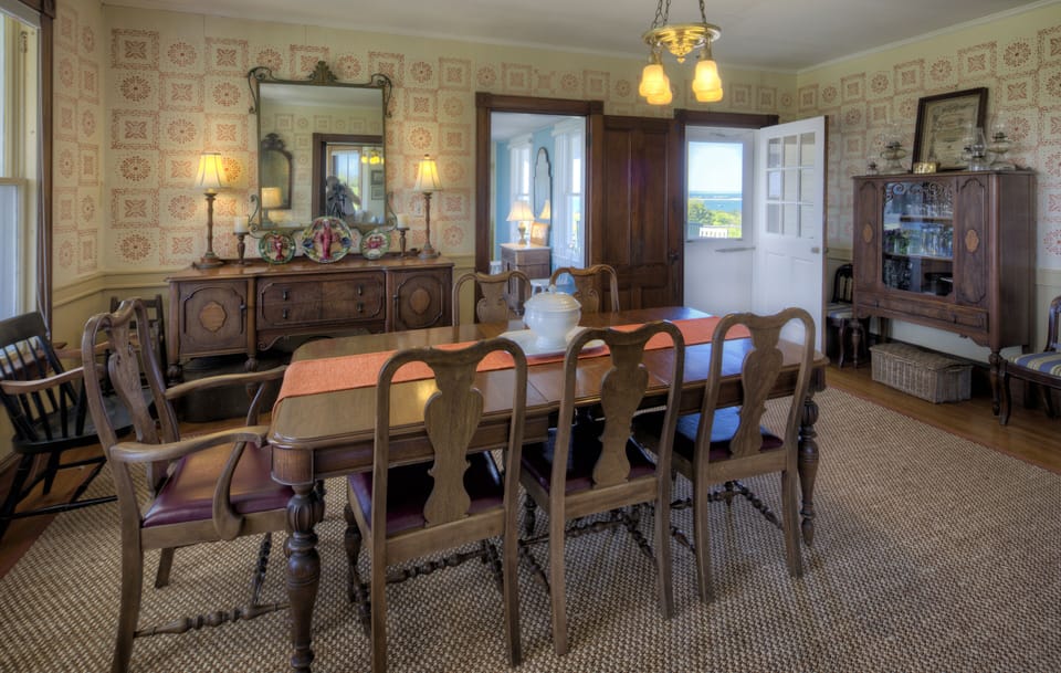Or,for candle-lit dinners inspiring expanded conversations, here's the spot.