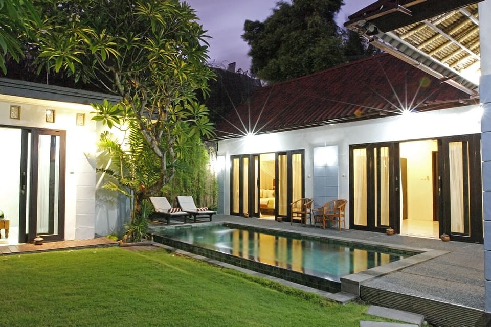 3 BR Central Seminyak, Pool, Daily Staff Service