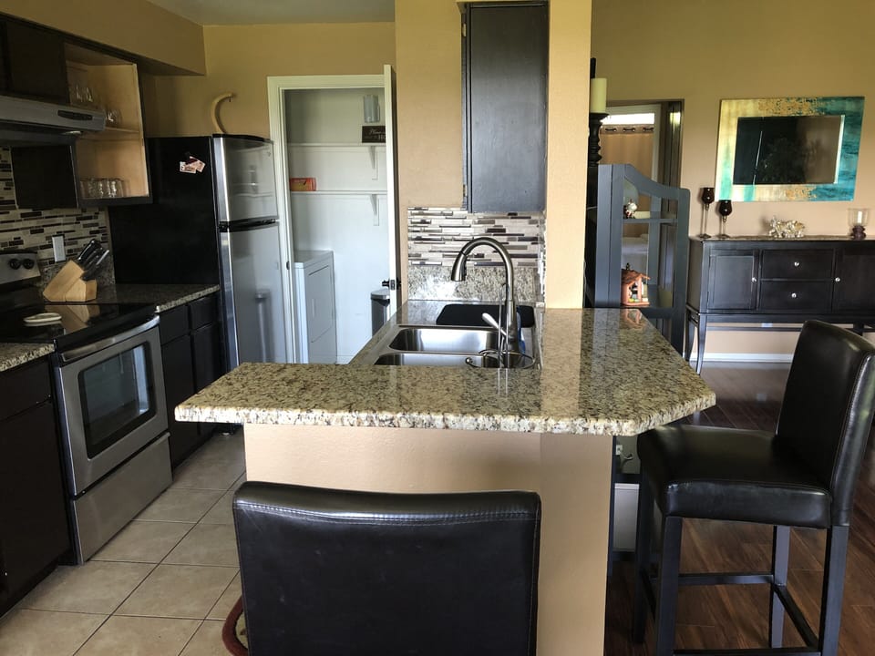 Breakfast bar