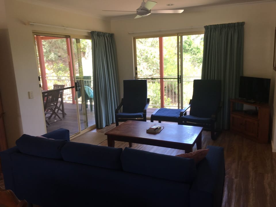 Lounge area with TV
