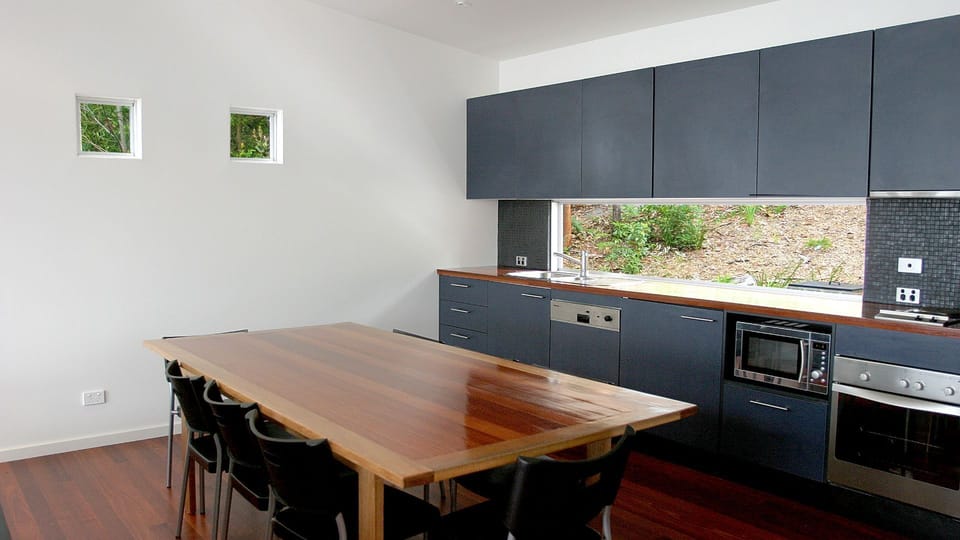 Kitchen and dining table