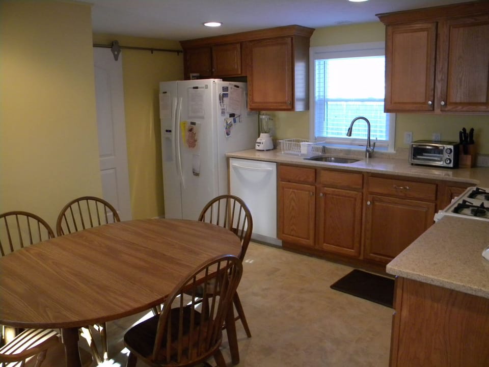 Kitchen - New Counter Top and Dishwasher