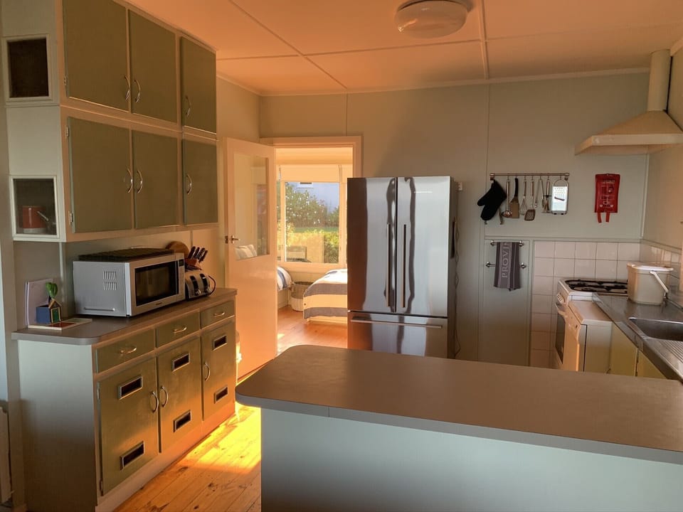 Retro 1960’s  kitchen, lovingly restored including all mod con’s.