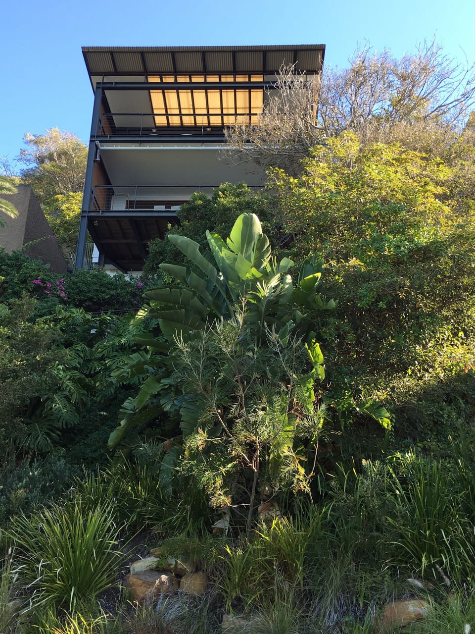 Photo of Rimrock Retreat from street level