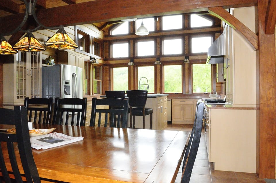 Dinning with seating for 8 at table plus two at breakfast counter