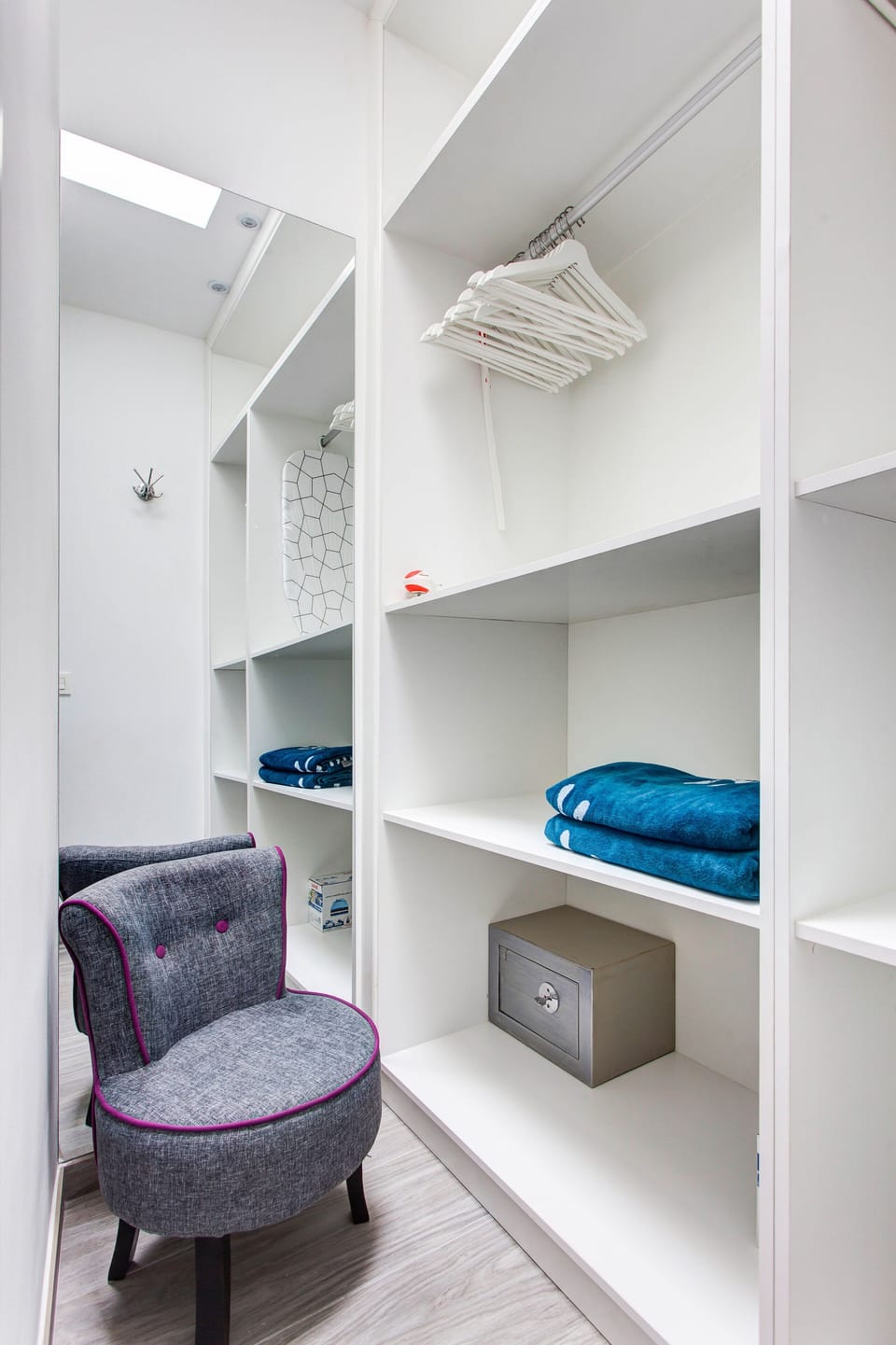 Walk in closet