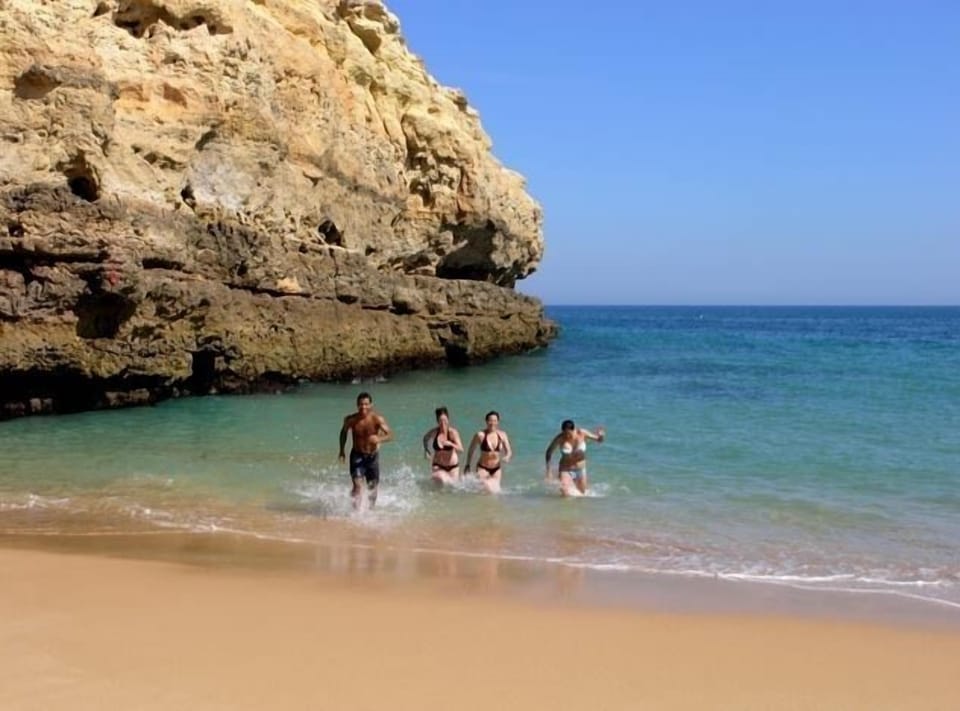 Dona Ana beach