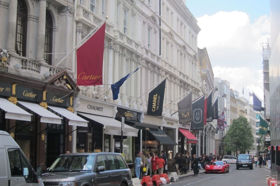 Shop till you drop! Oxford Street & exclusive Bond Street are only 10 min away
