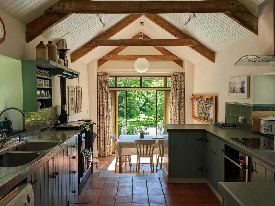 Kitchen and dining area