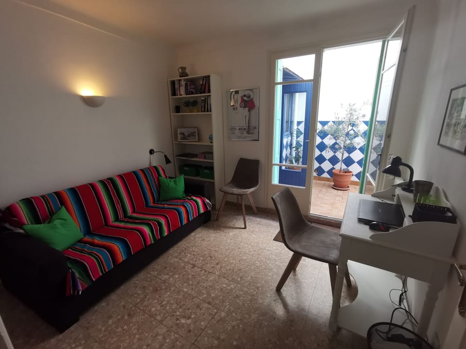 5. chambre, avec canapé-lit pour 2 pers.(200 x 140 cm) 