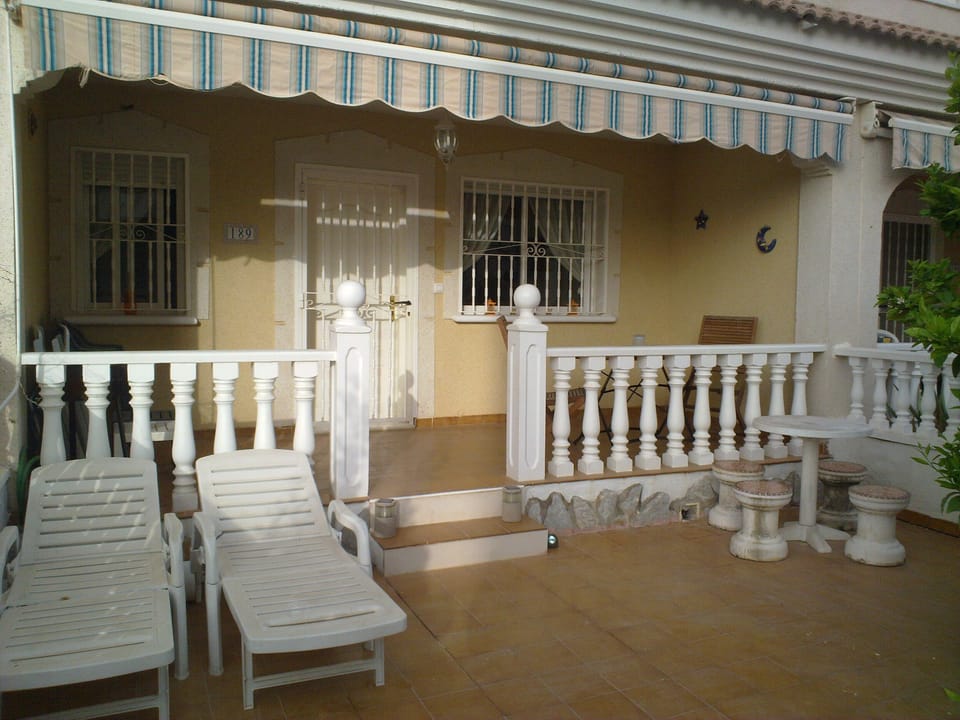 Front Terrace & Sunny All Day South Facing Garden