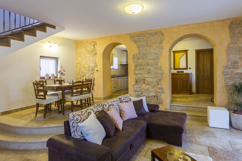 VILLA ROY