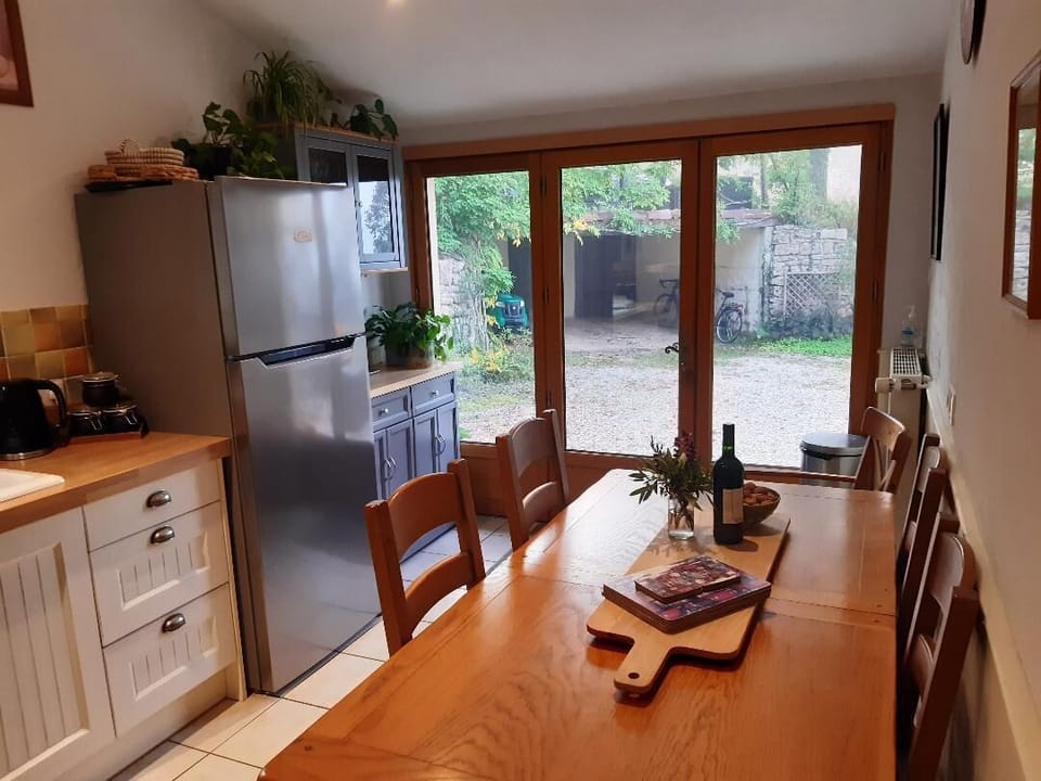 The kitchen towards the courtyard