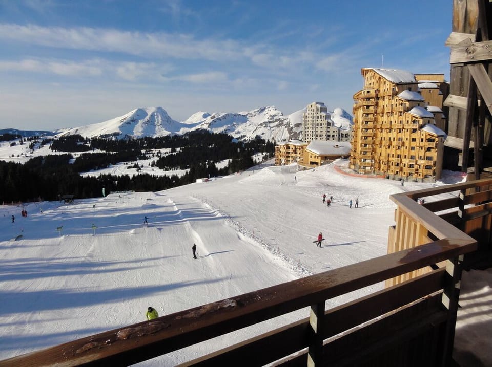 Snow and ski sports