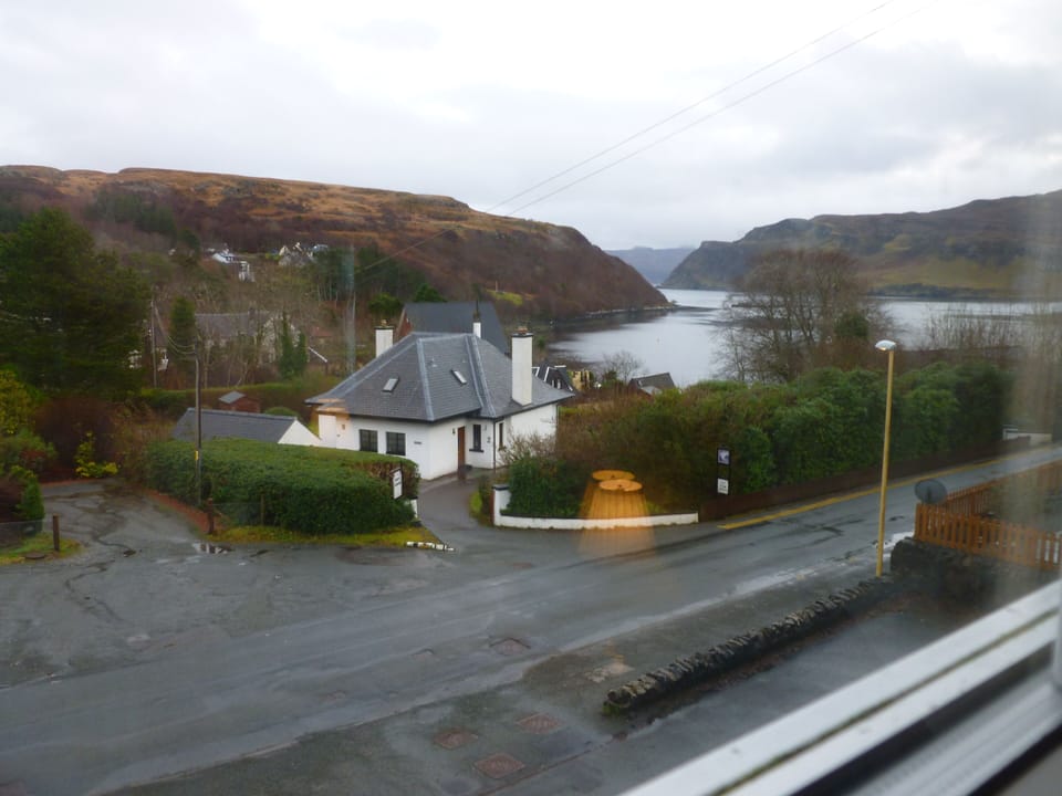 Sidhean Dubha Holiday Home Central Portree House in Portree