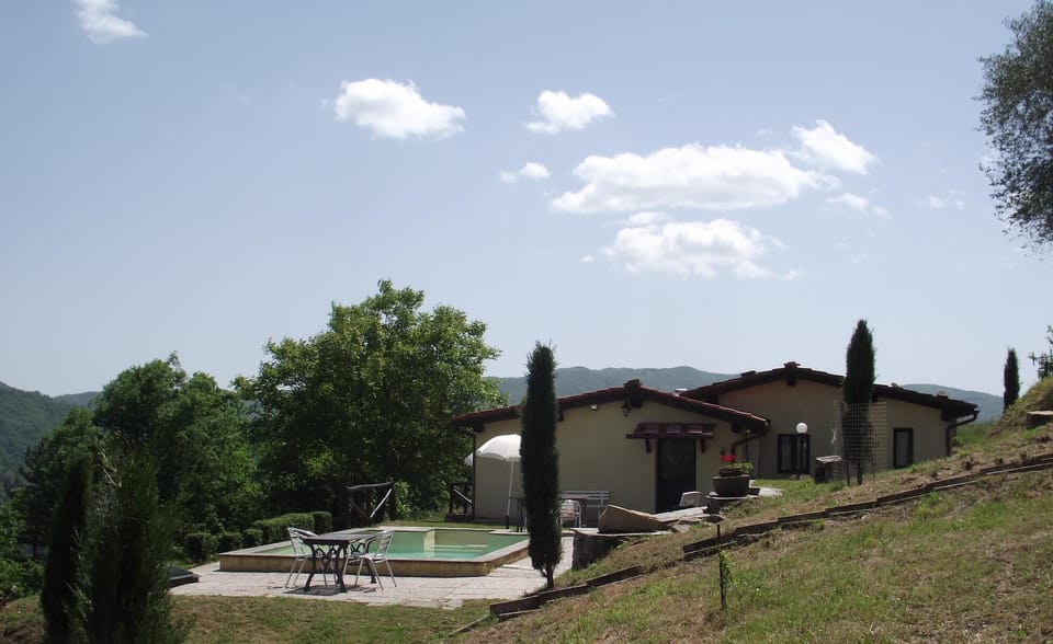 Villa, garden & pool  
 with stunning view
