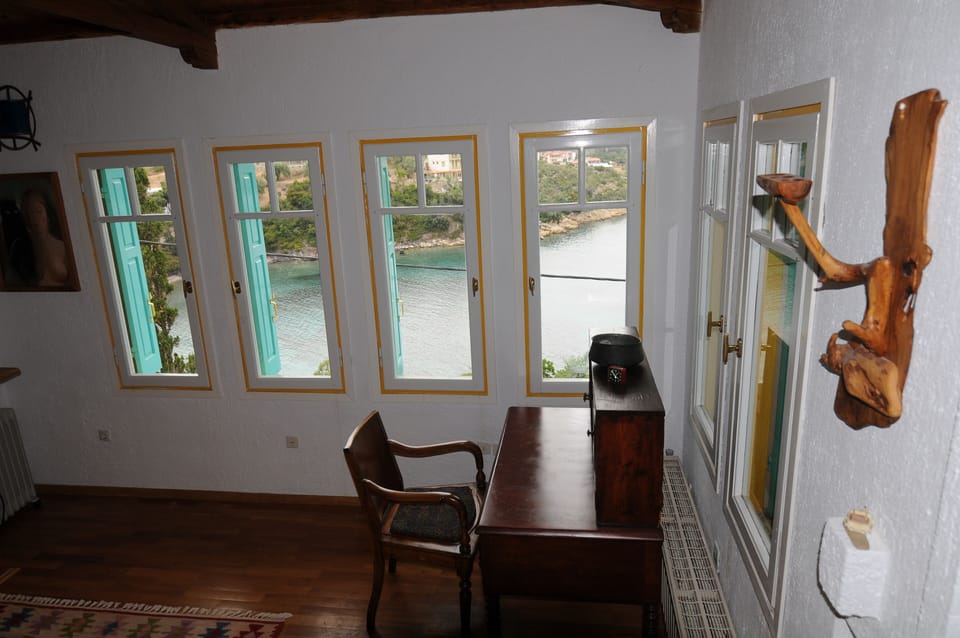 Bedroom upstairs (a) over the sea