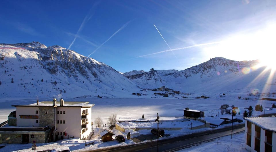 Snow and ski sports