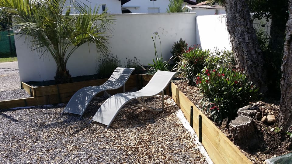 Closed garden
