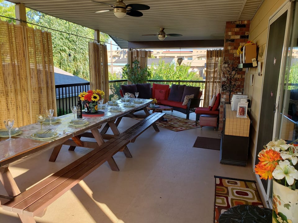 Outdoor dining