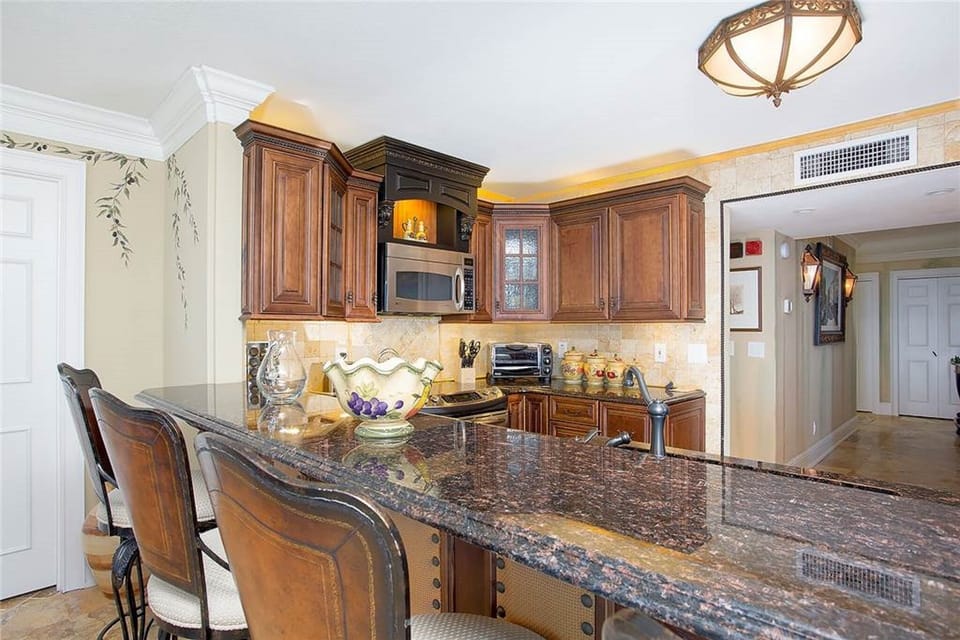 Kitchen Bar