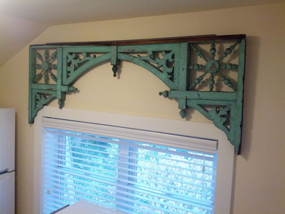 architectural detail in kitchen