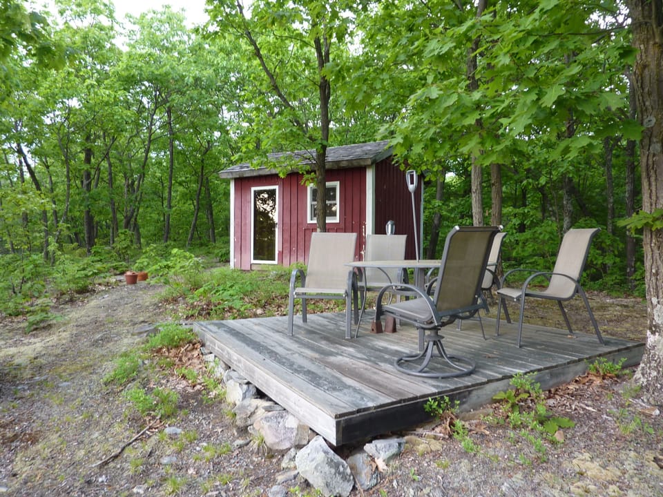 Dining area deck on ridge with full view of Catskill Mountains