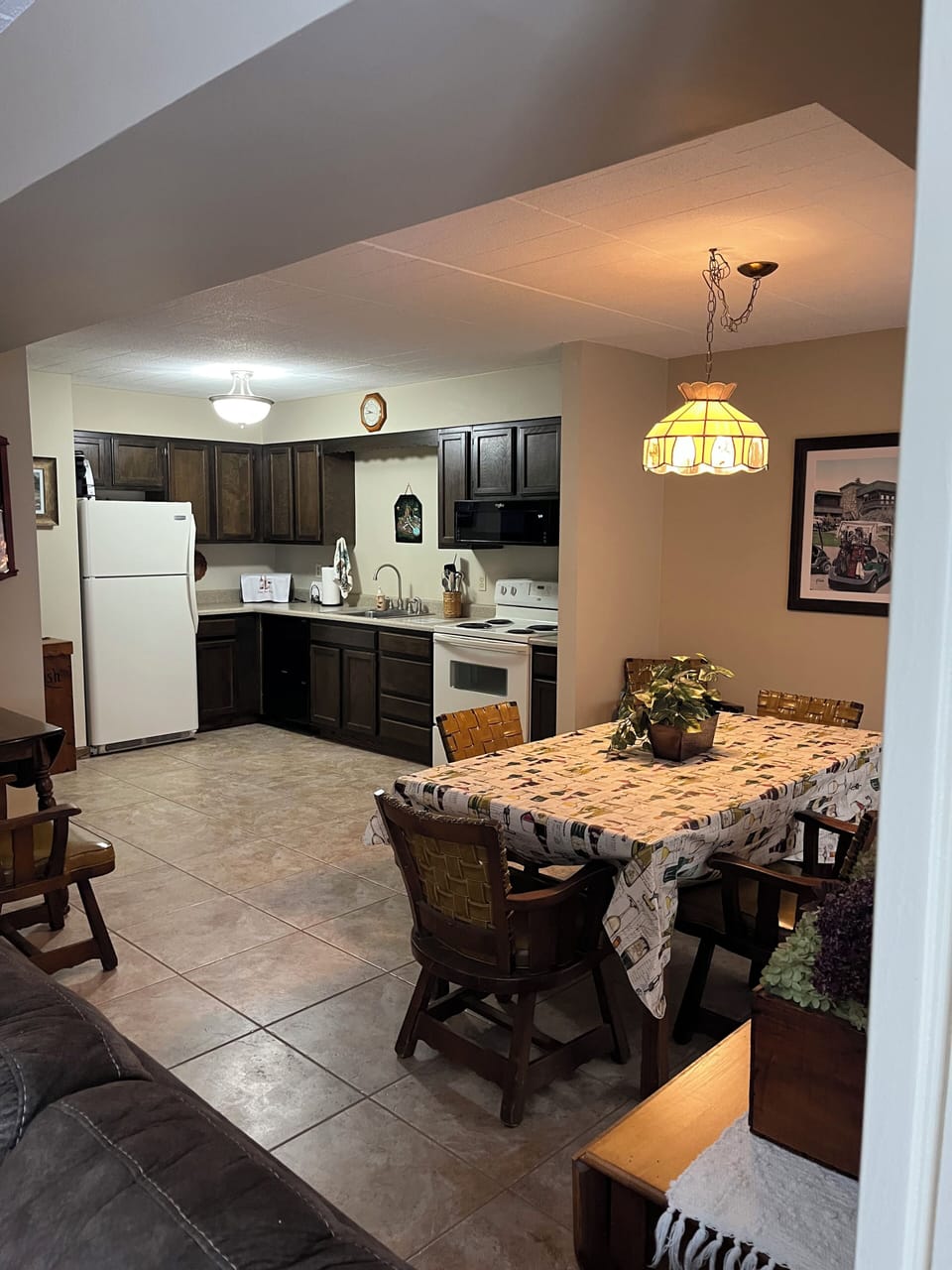 Kitchen/Dining area