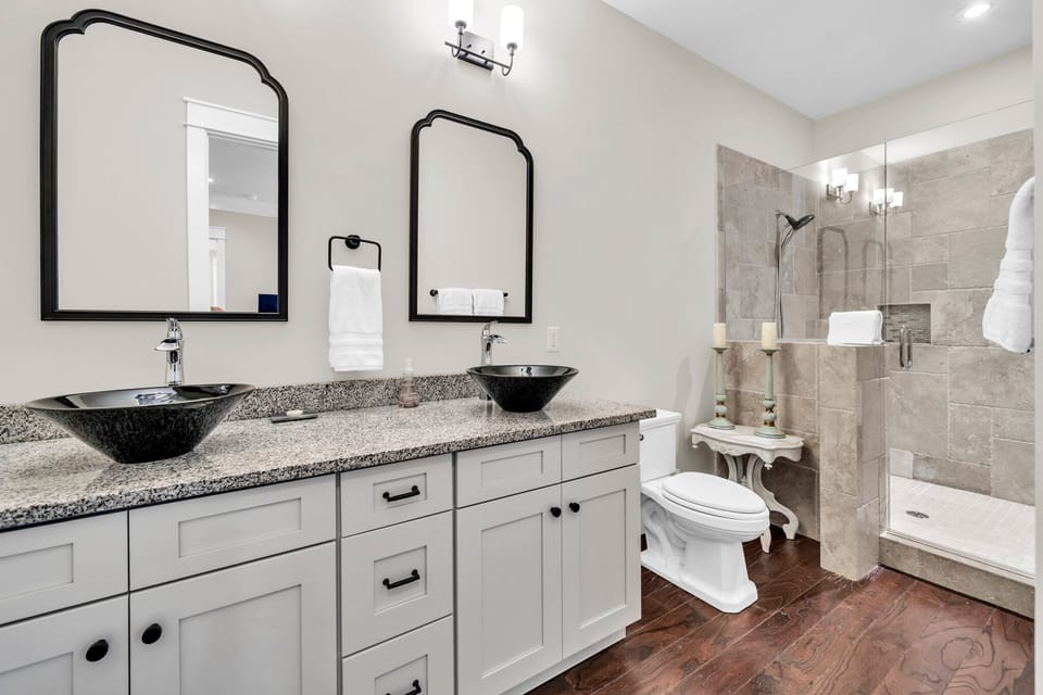Bathroom (2)