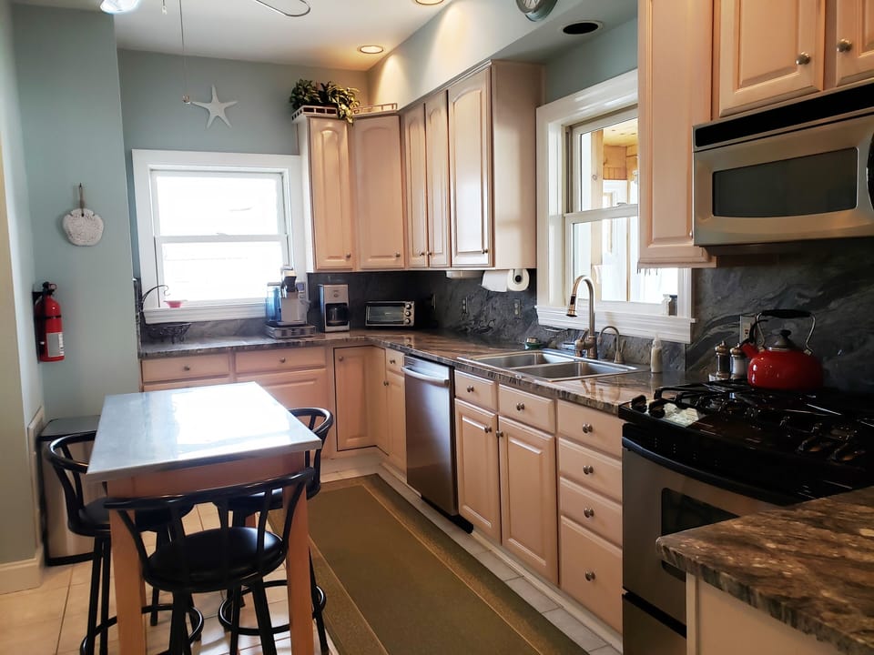 Fully Stocked Kitchen