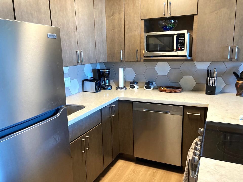 Newly Remodeled Kitchen with New Appliances