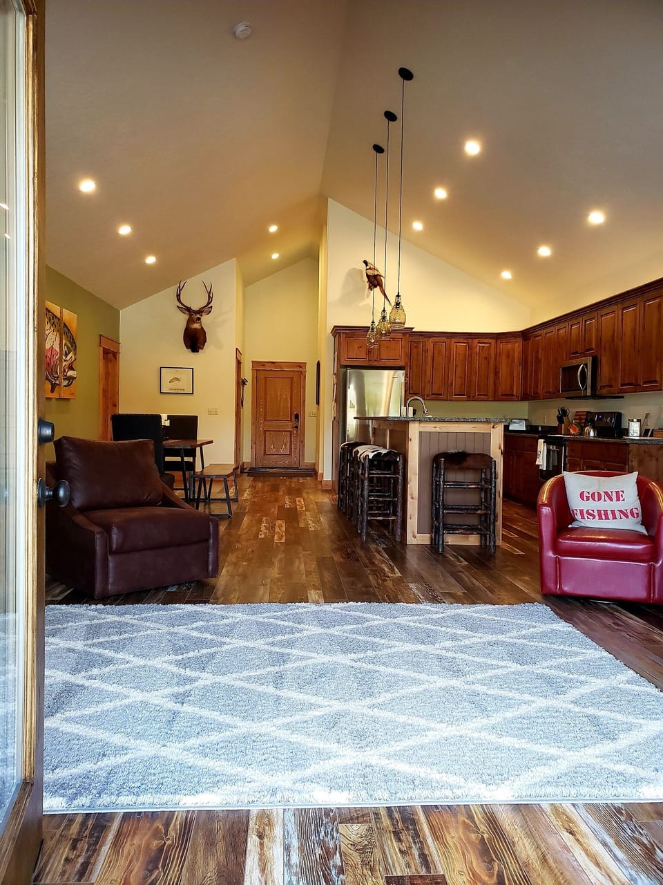 Great room, dining area & kitchen.