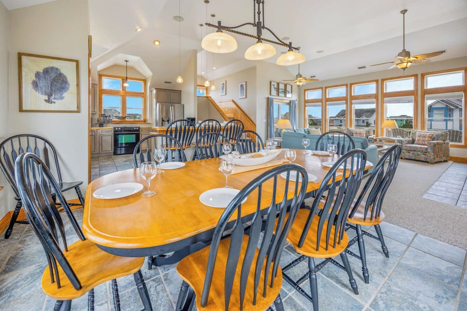 Surf or Sound Realty - 851 - Eden - Dining Area -2
