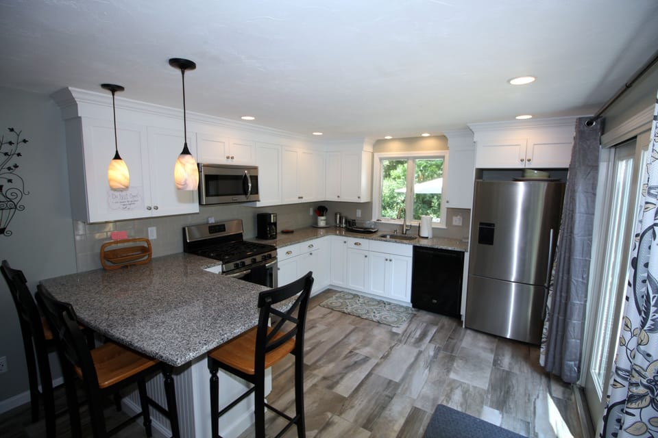 6/15 - Newly Renovated Kitchen