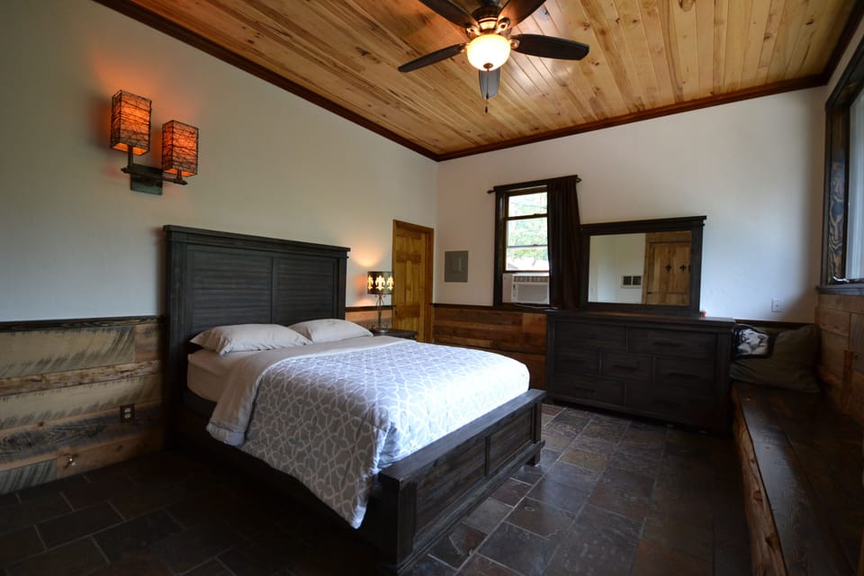 Room 9
