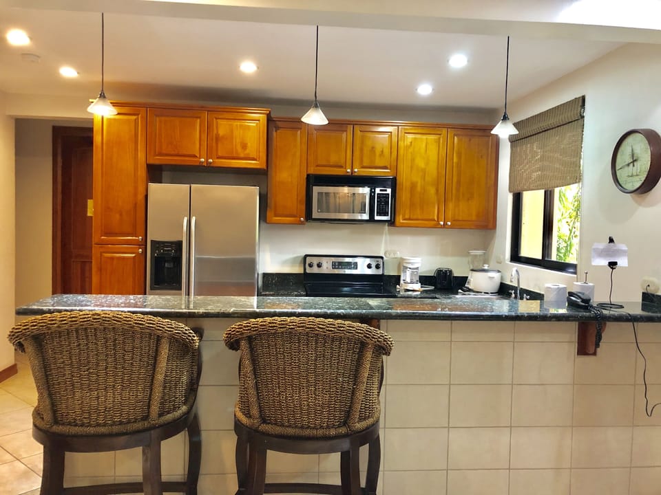 Fully equipped kitchen