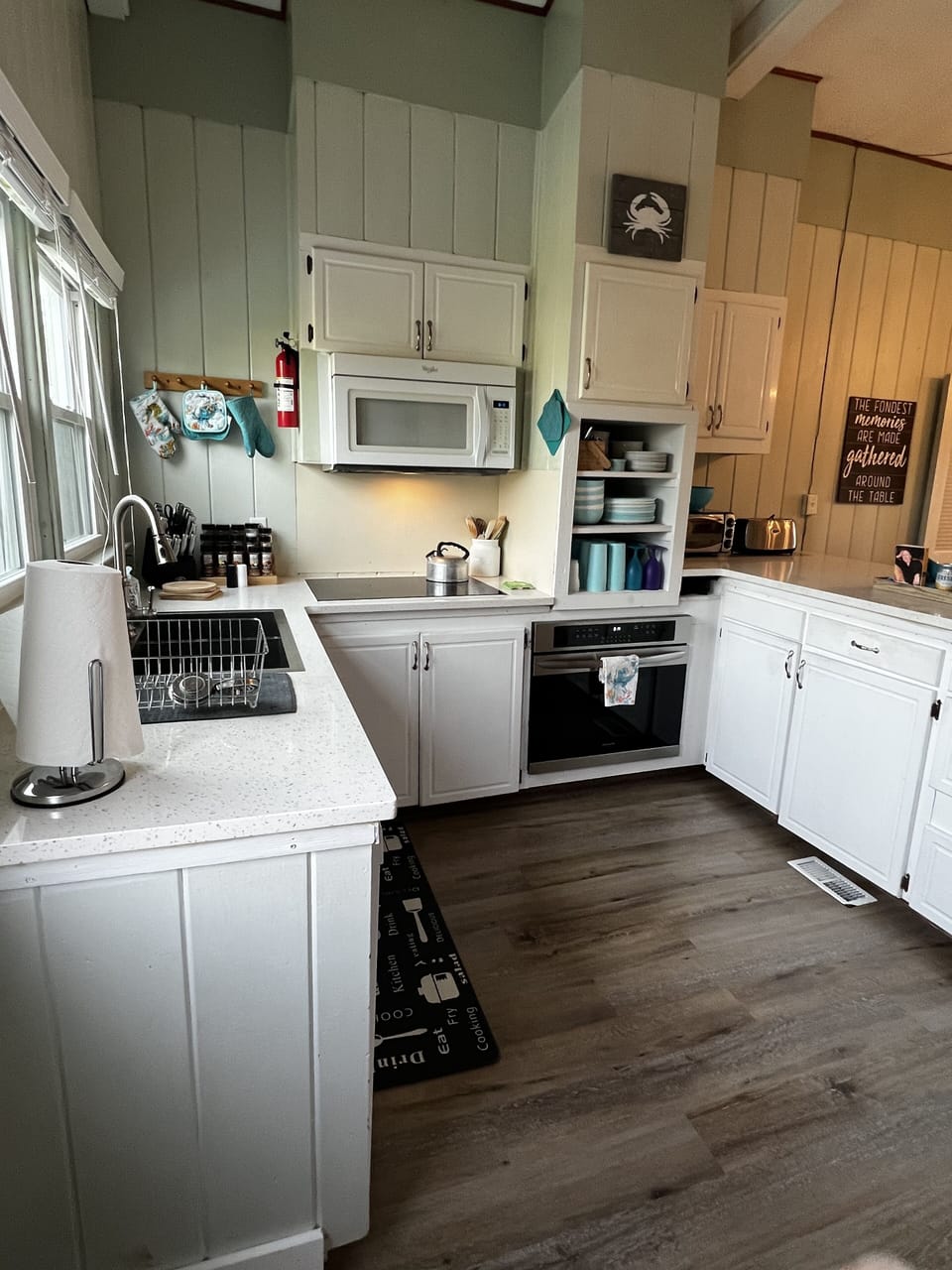 Beautiful & all new! Floor, countertops, sink, cooktop