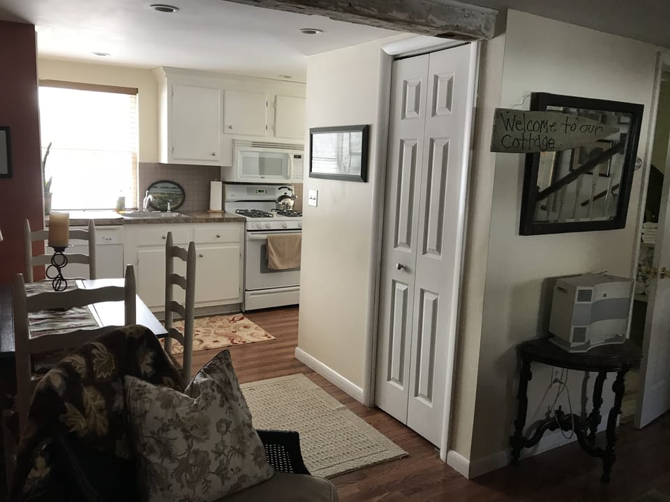 Dining Room/ Kitchen