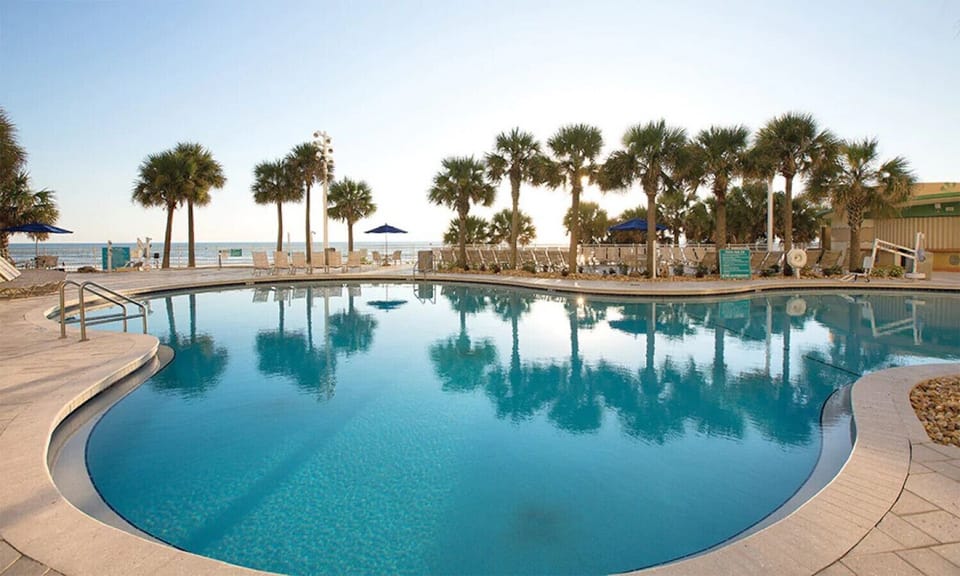 Resort's Swimming Pool