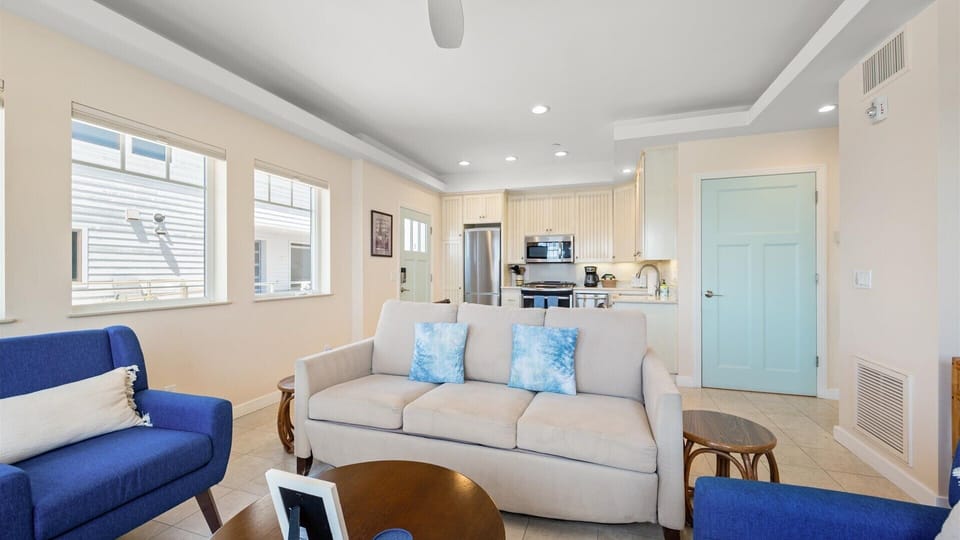 The spacious open layout of the living and kitchen areas gives the space an open airy feeling