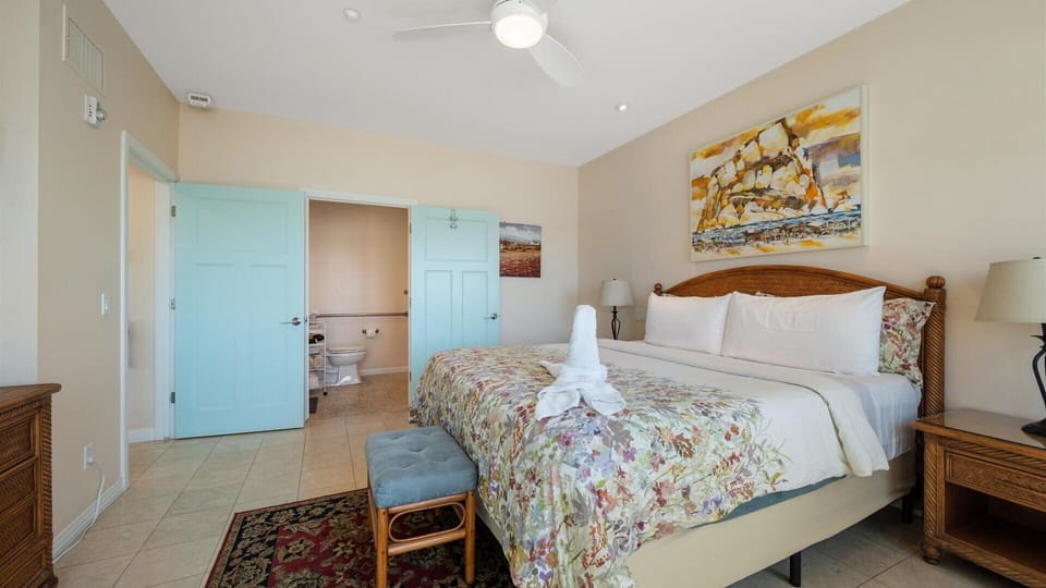 Comfortable and spacious master bedroom retreat