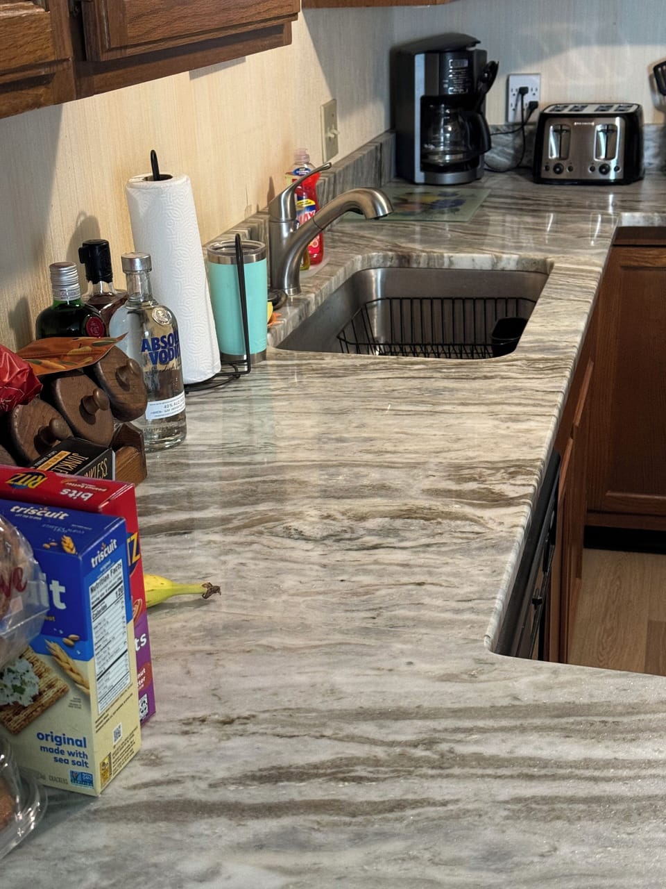 Our new kitchen counters!