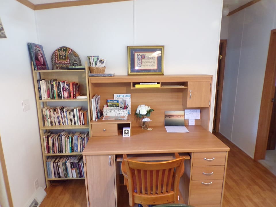 Desk/Library