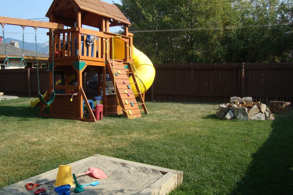 Play Ground, Sand Box & Toys With Fire Area, For Hot Dogs