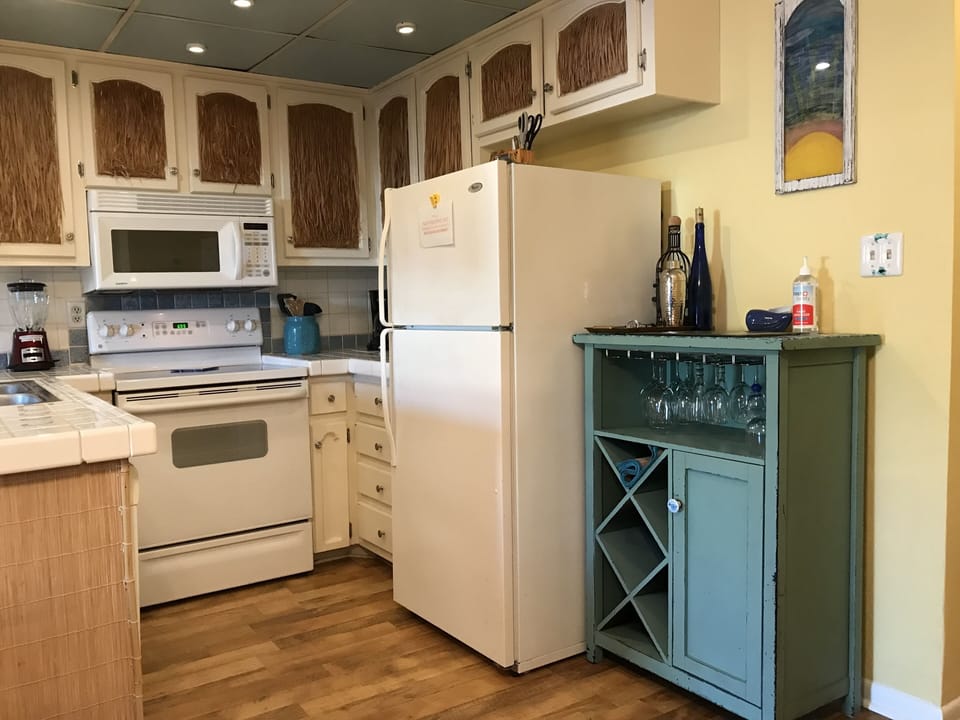 Fully equipped kitchen