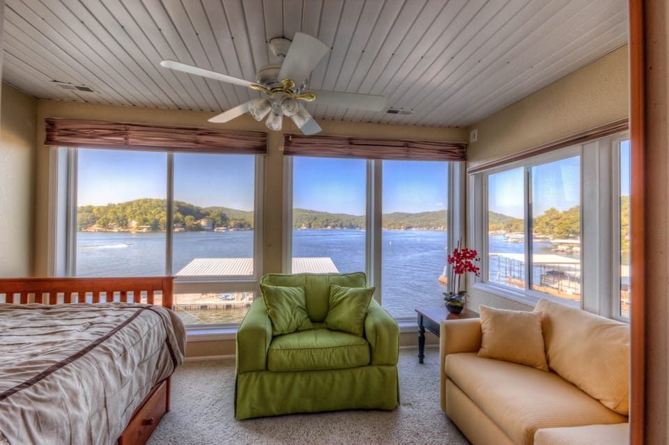 Sitting room off Master Bedroom. Lake views.