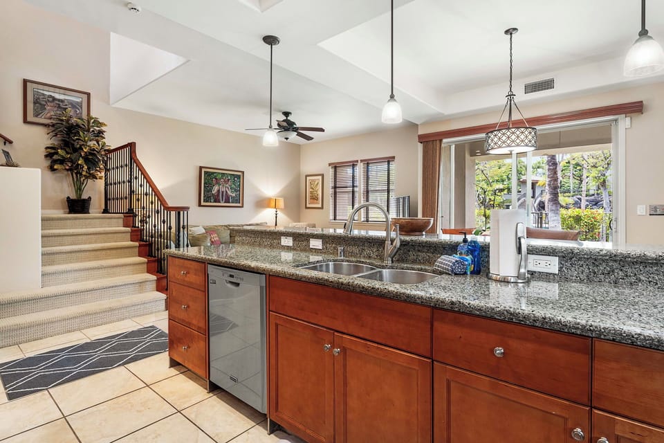 Fabulous kitchen with plenty of space to prepare your meals...