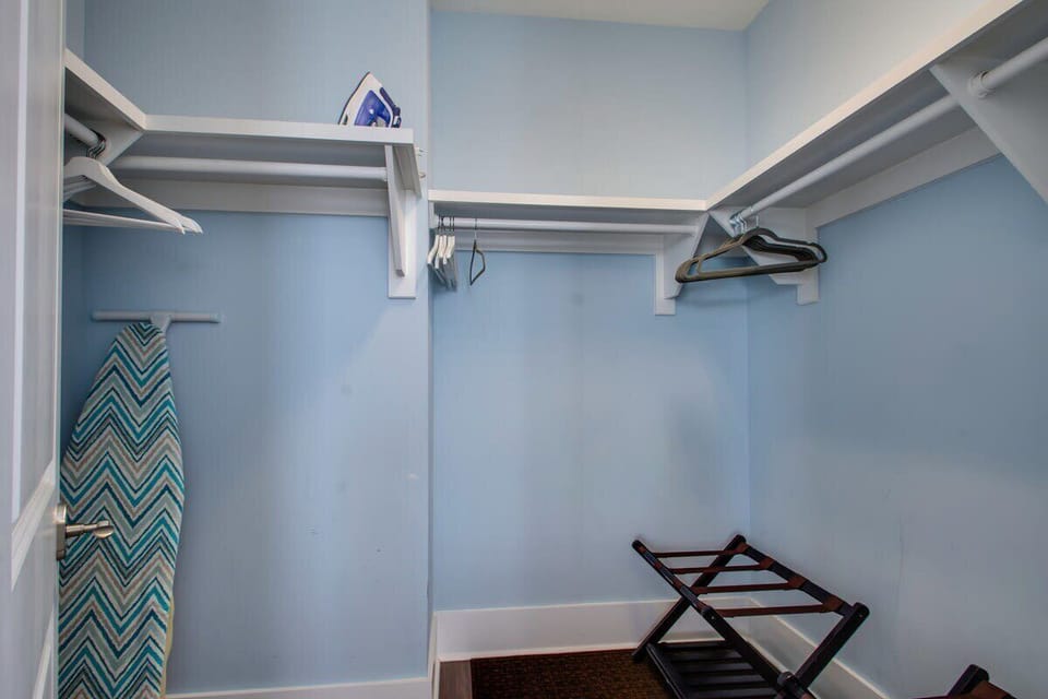 Spacious Closet Area 